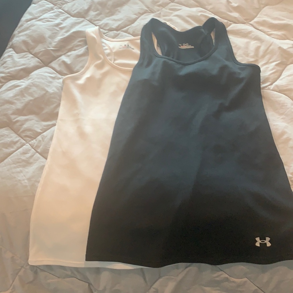 Under armor heat gear tanks. One black one white